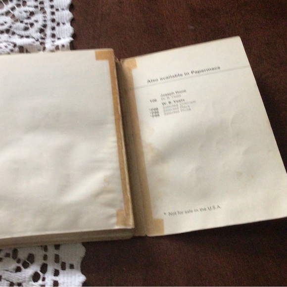 Yeats poetry Book - Picture 6 of 6